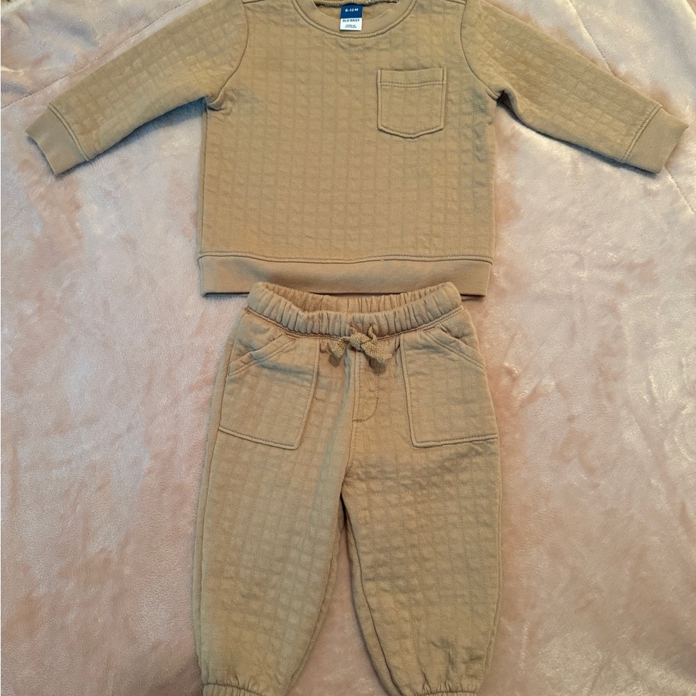 Old Navy Quilted Sweatshirt Pants Matching Set Boys 6-12 months